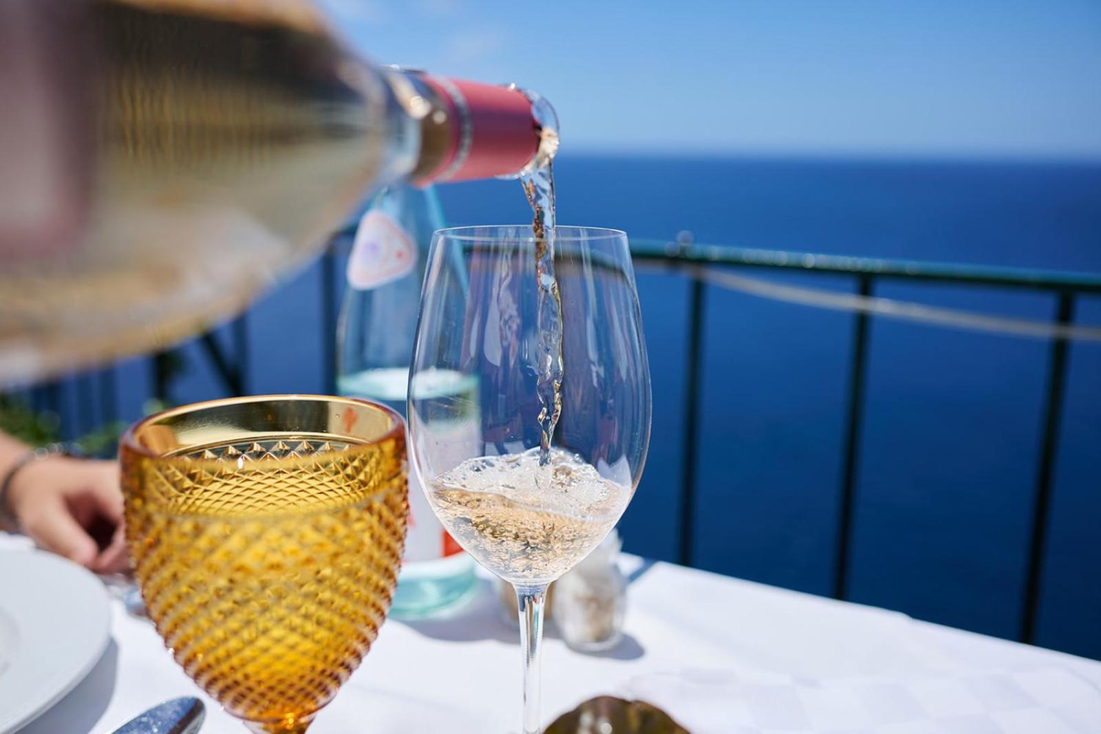 Inn & Art Madeira Канису Экстерьер фото