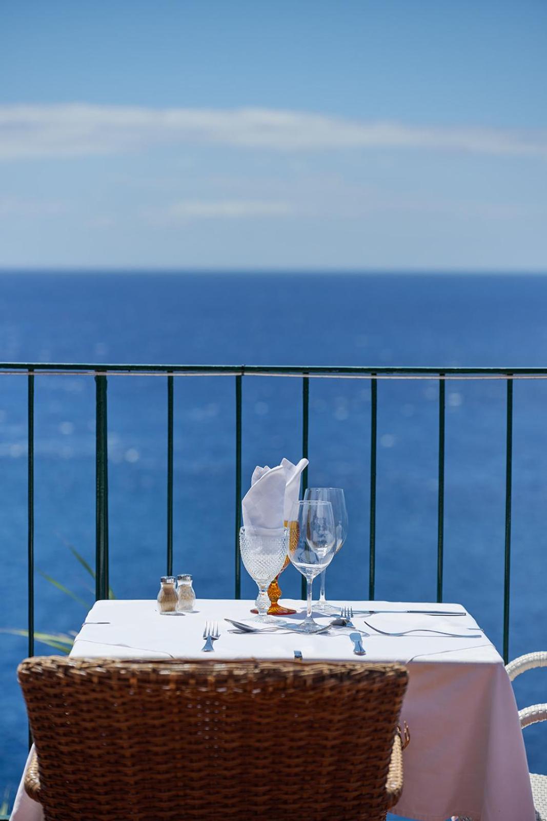 Inn & Art Madeira Канису Экстерьер фото