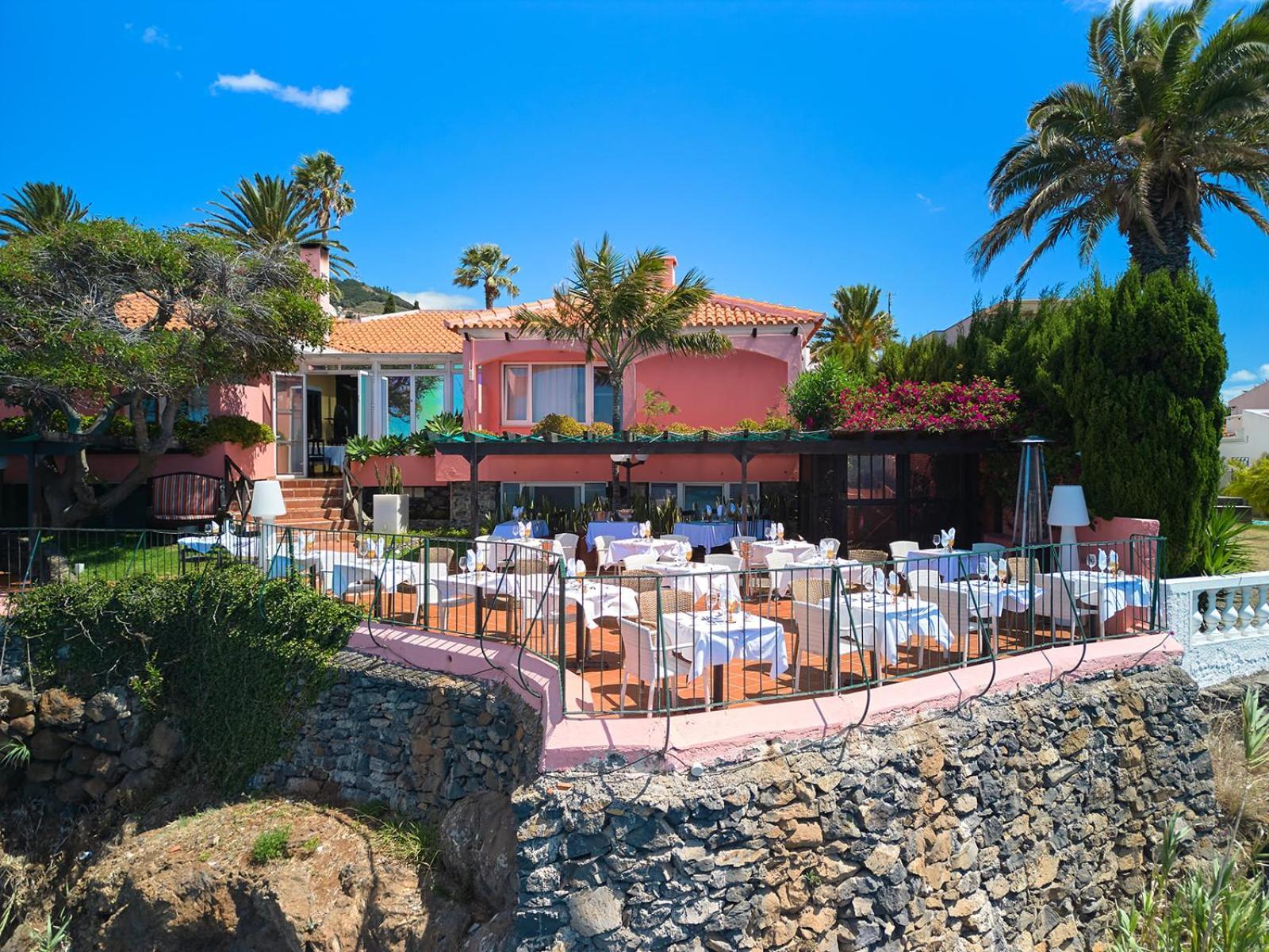 Inn & Art Madeira Канису Экстерьер фото
