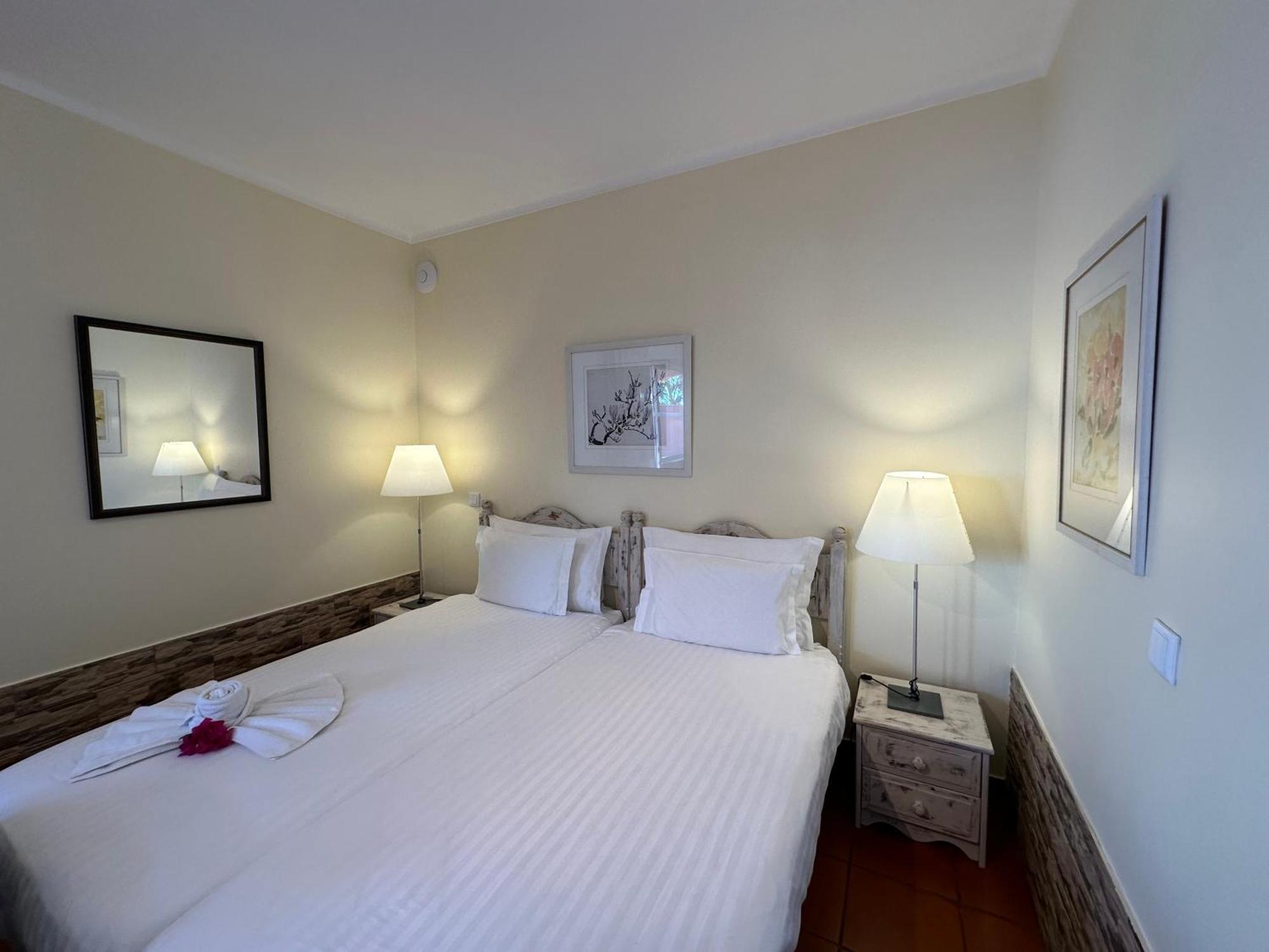 Inn & Art Madeira Канису Экстерьер фото